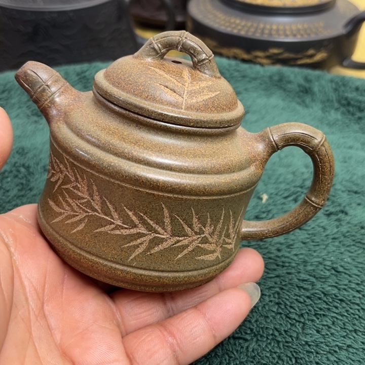 紫砂茶壶完美无暇