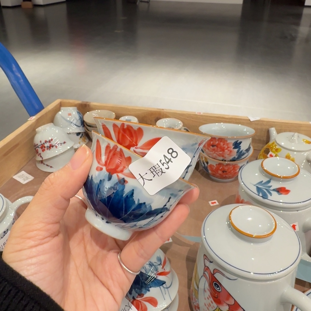 釉下手绘茶具微瑕