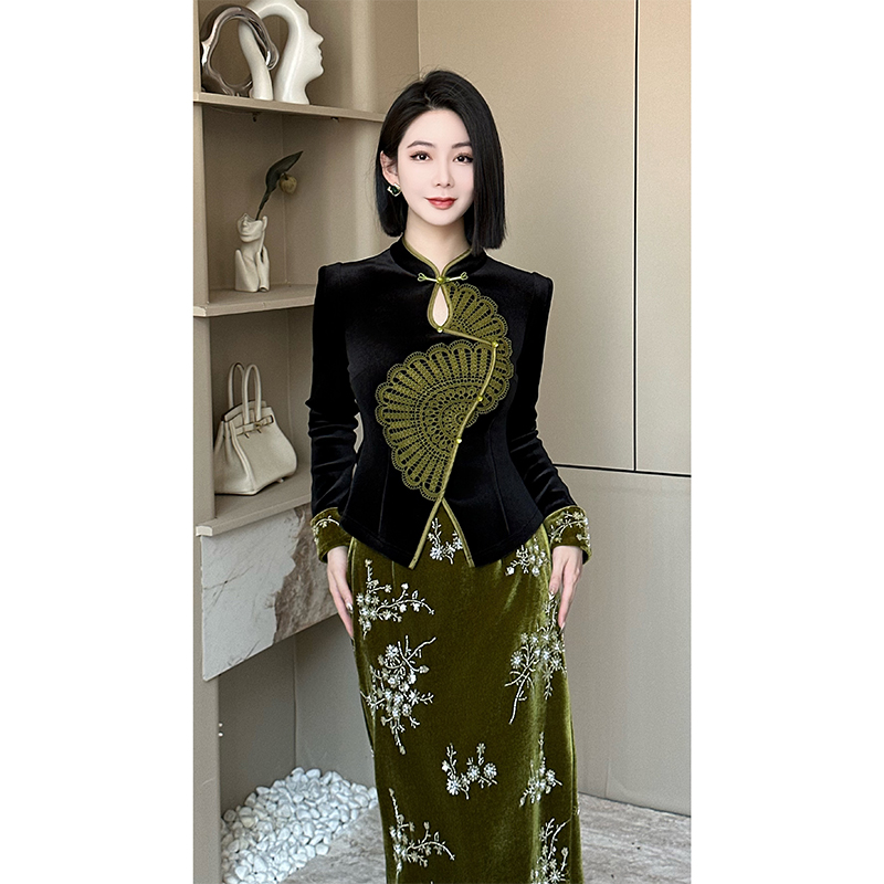 格娜【绿野仙踪】新款冬季新中式国风绣花显瘦轻奢时尚气质两件套