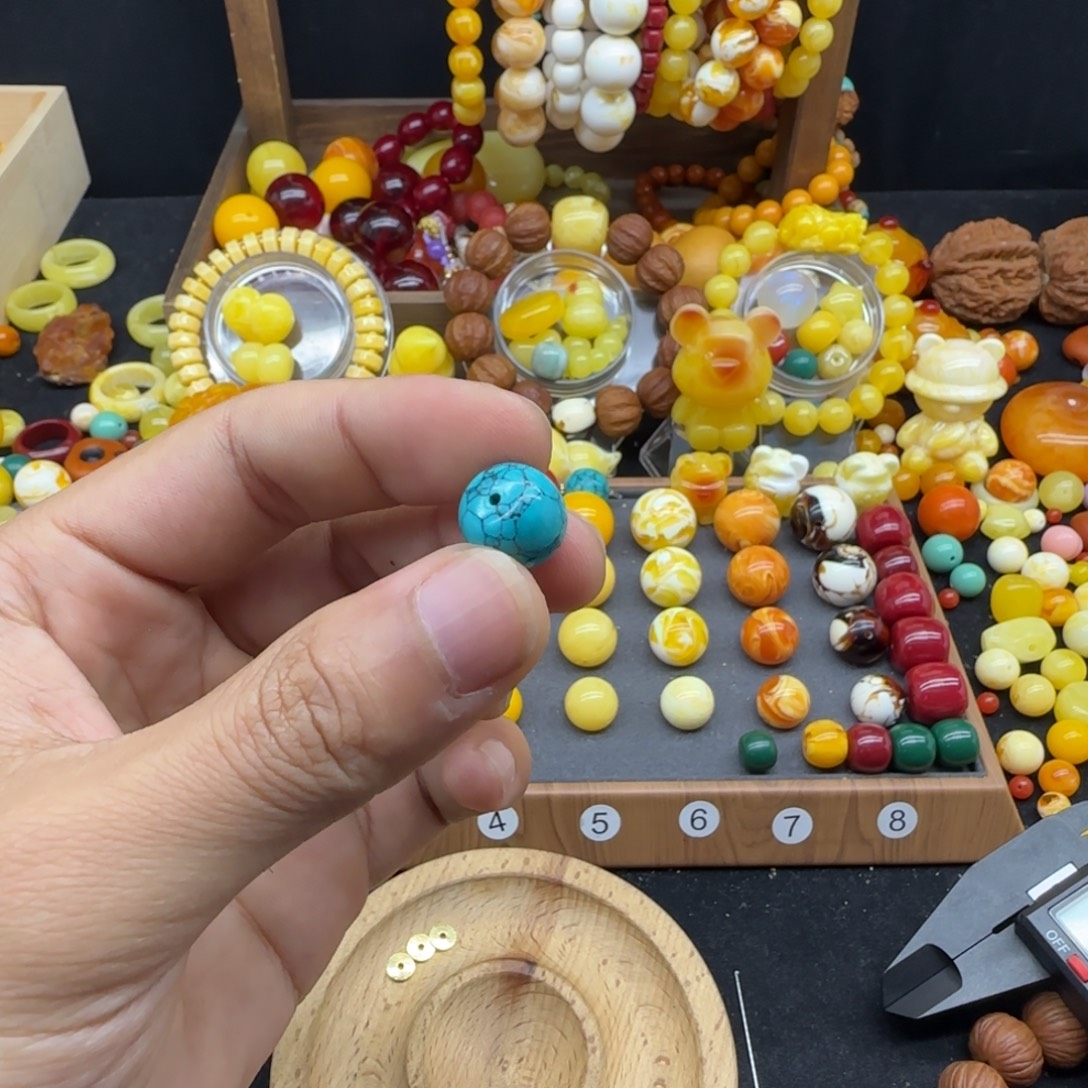 渃***妤琥珀未镶嵌颈饰12mm