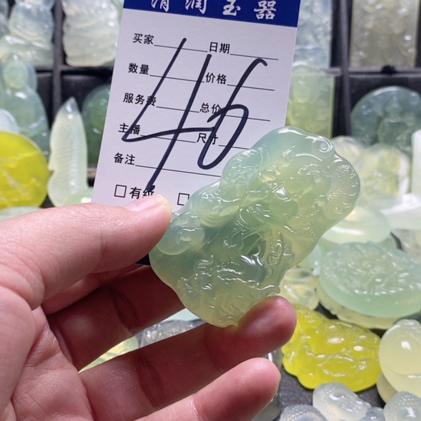 【闪购商品】合金蛇纹石玉颈饰少****）