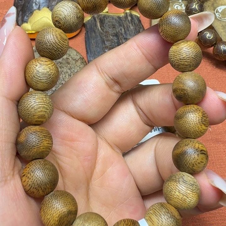 大叶紫檀（黑酸枝木类）