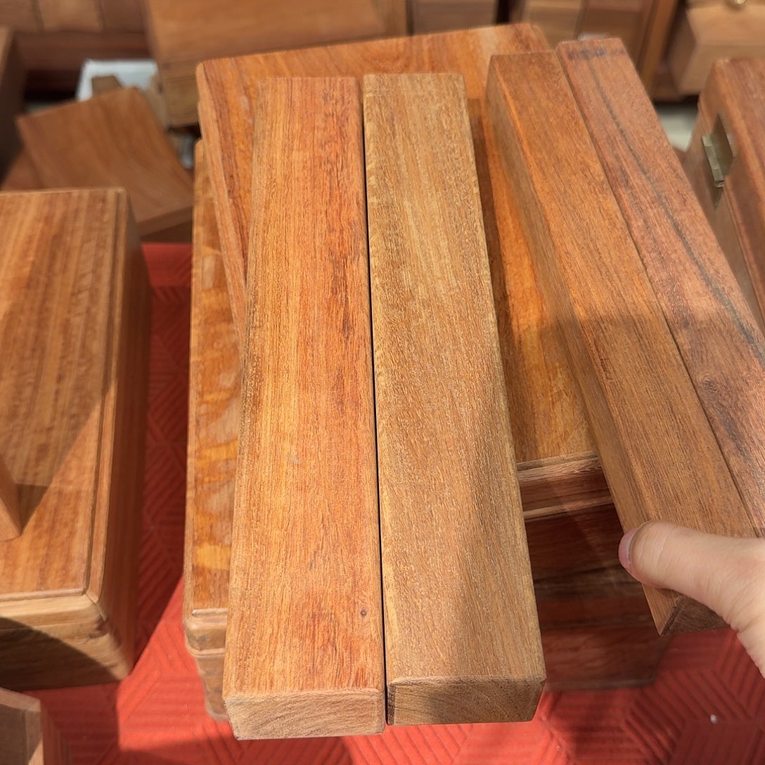 风***举大果紫檀30cm镇尺一对