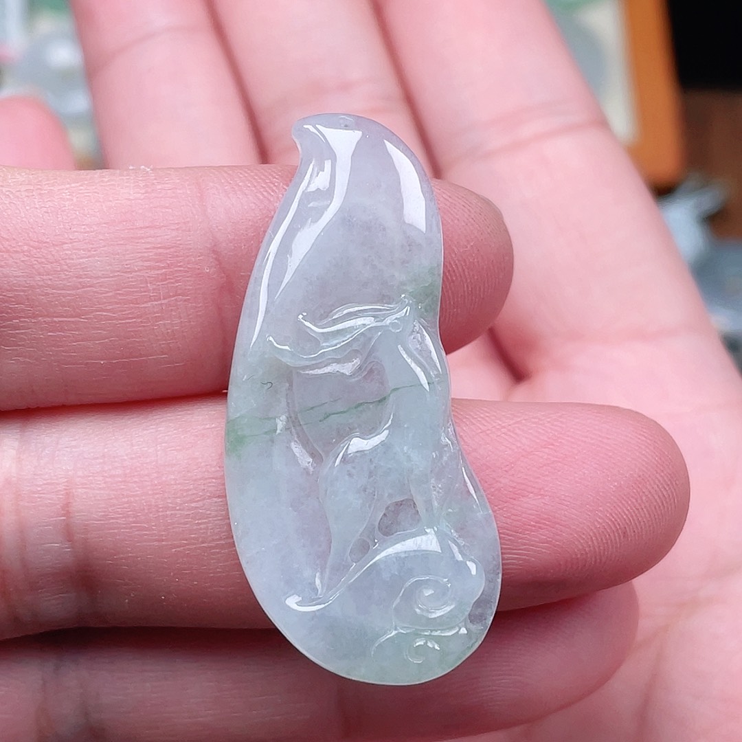 翡翠未镶嵌颈饰吊坠