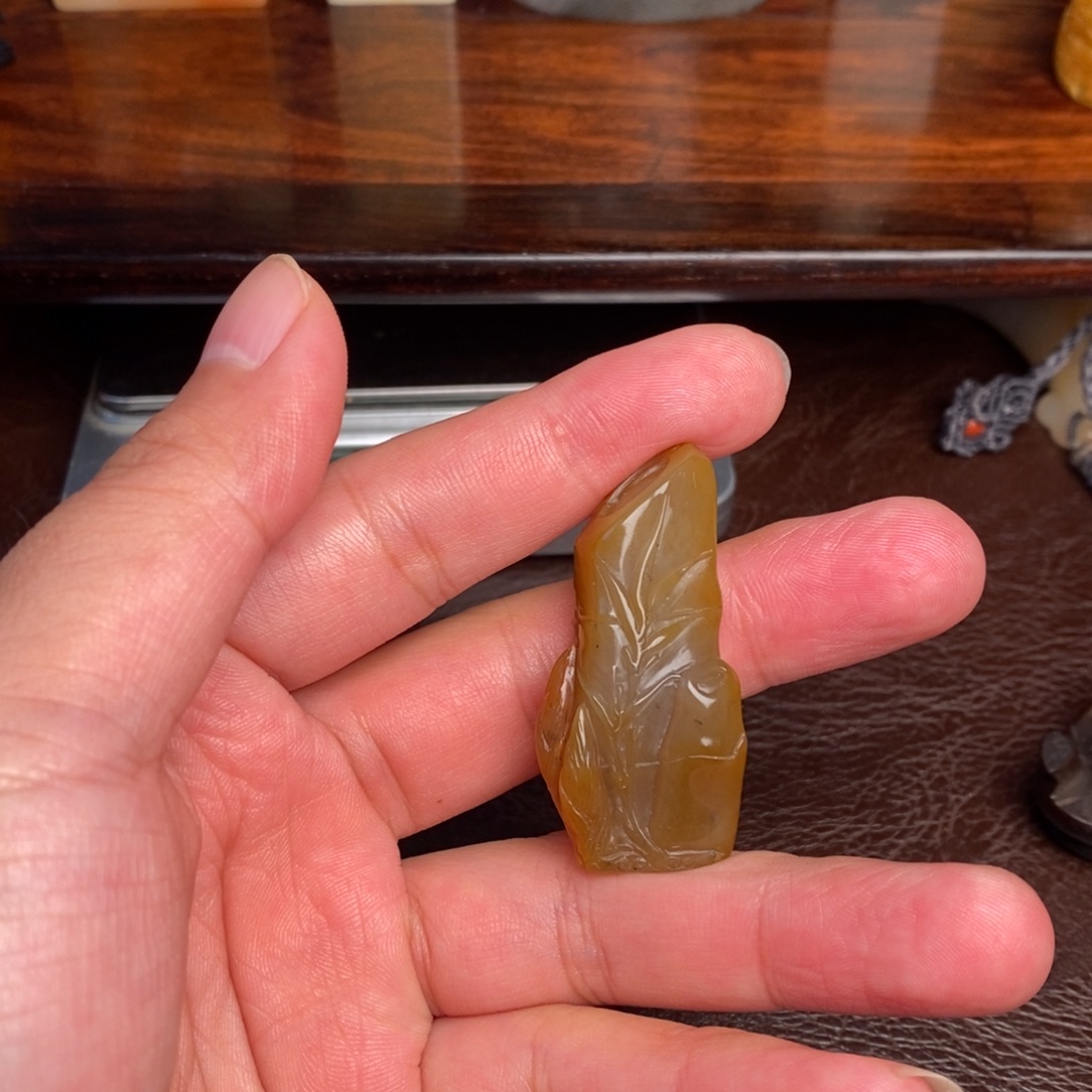 一***民寿山石收藏作品石