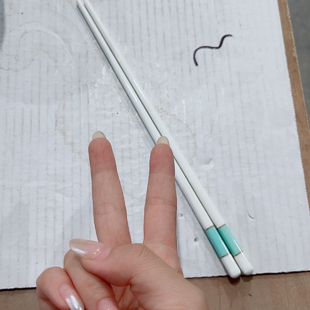 青瓷哈哈哈哈哈哈哈哈哈哈