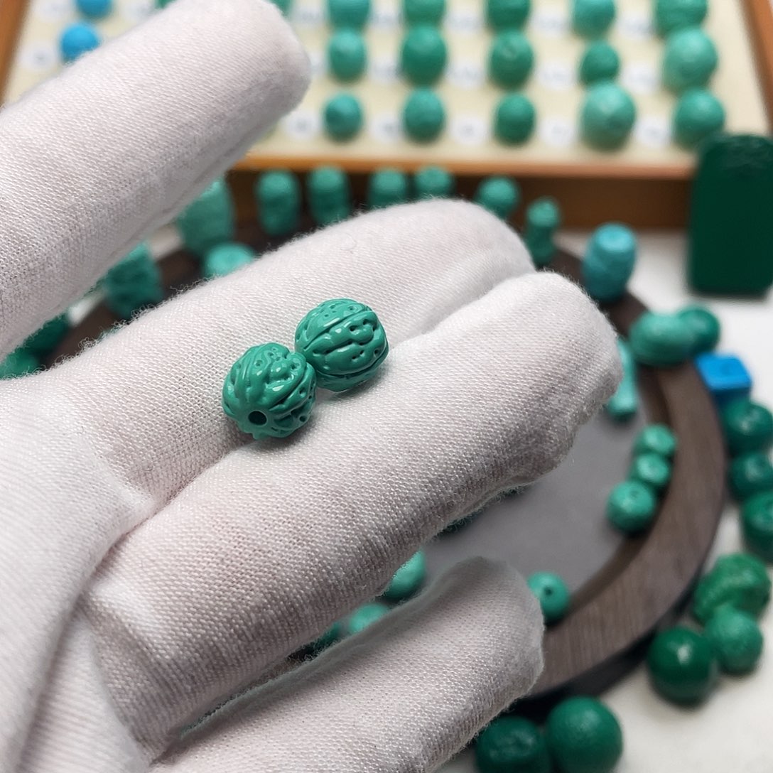 Y****原生态精工配饰，直径9