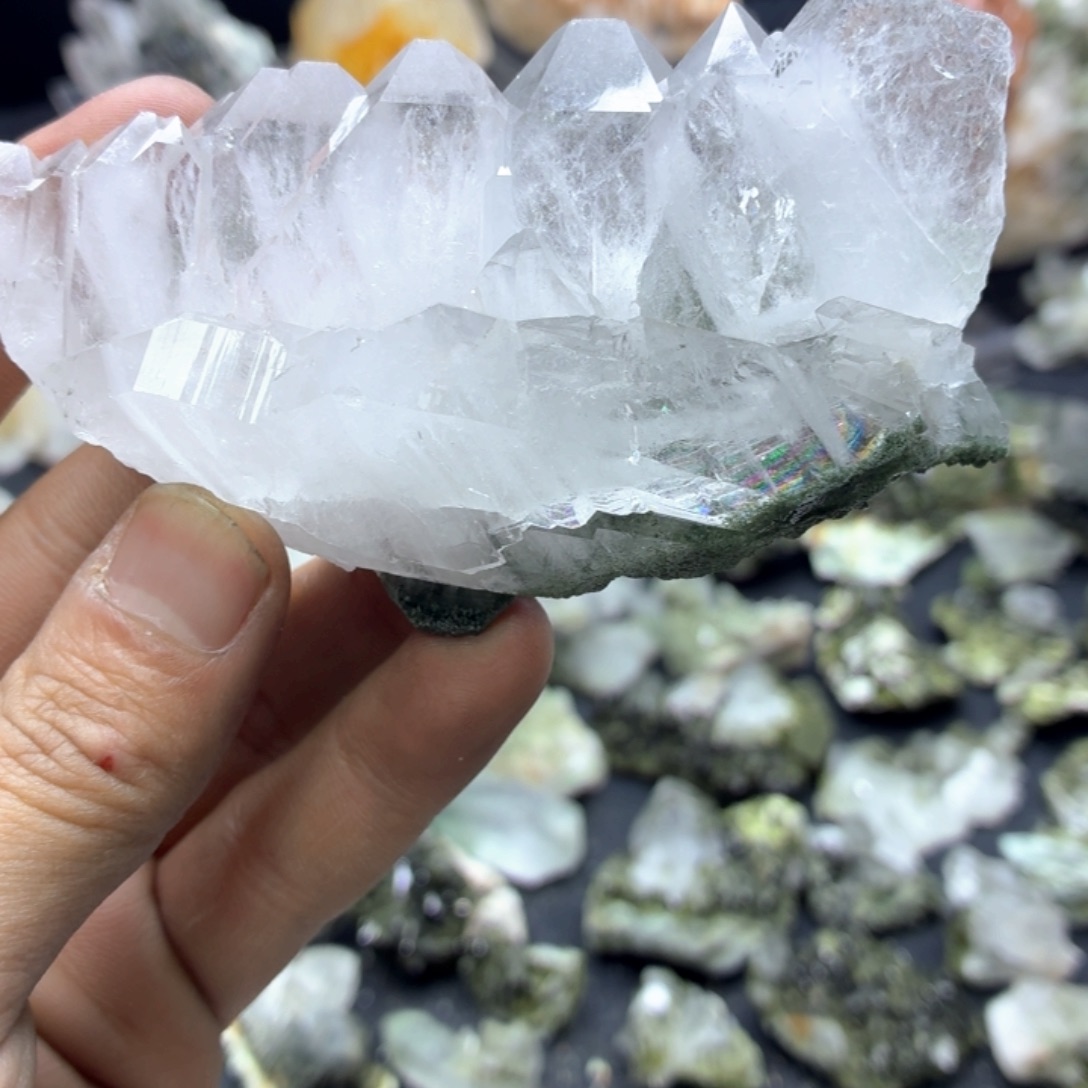 石材超绝爆彩绿幽白水缝合