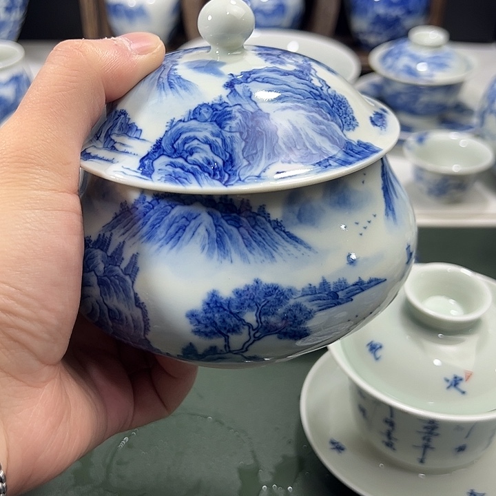 微瑕柴窑工笔山水茶叶罐将军罐