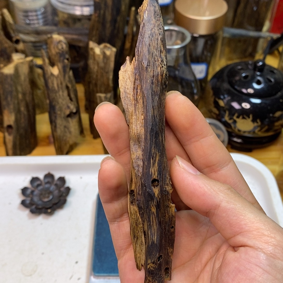 沉香高油香薰乌身14克