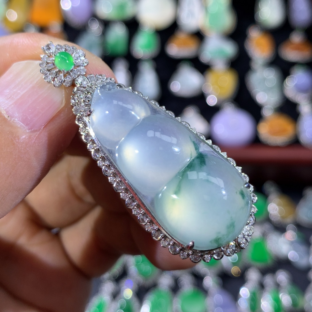 翡翠18K金镶嵌吊坠(不含链)