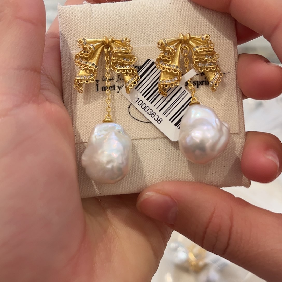 淡水珍珠耳饰合金