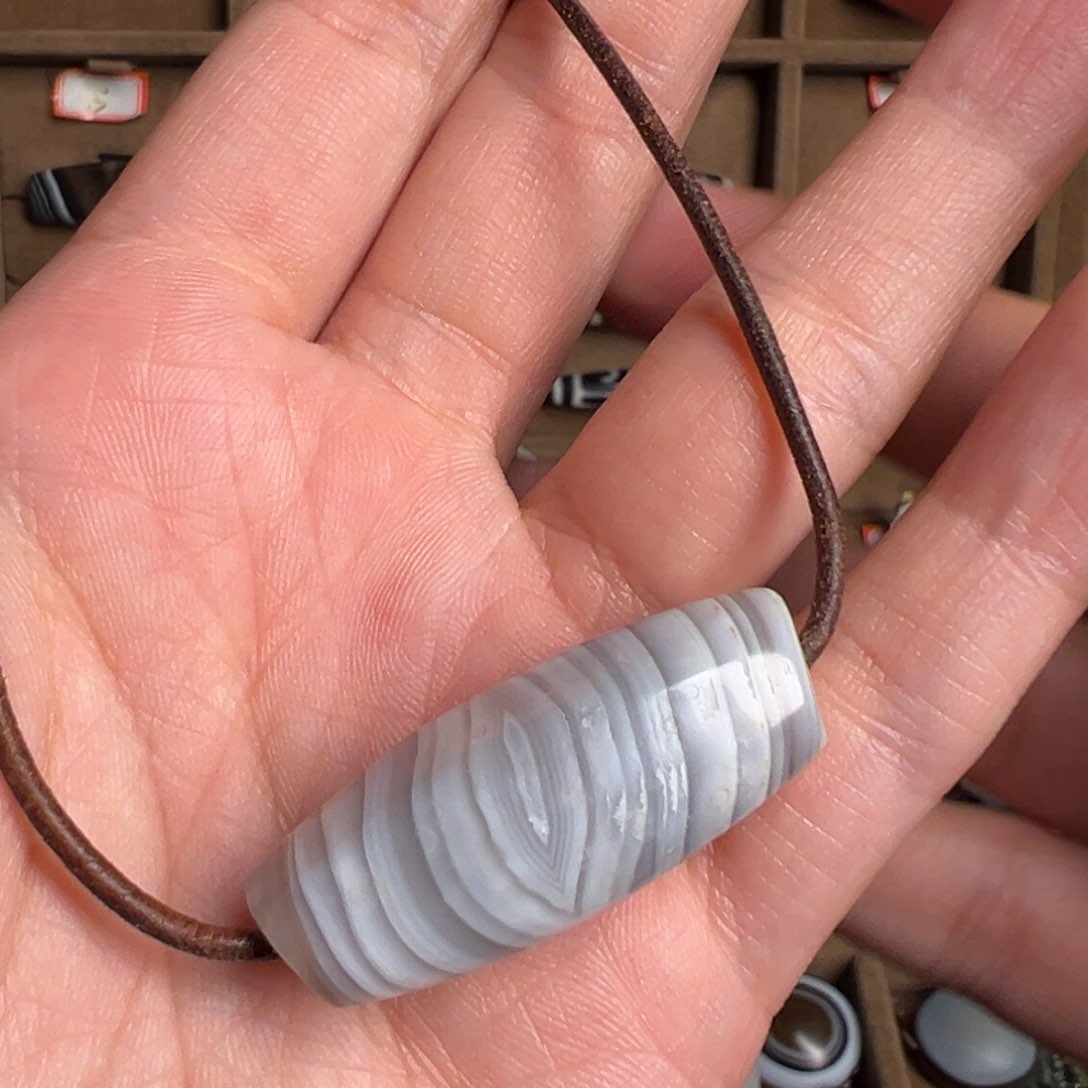 玛瑙/玉髓颈饰未镶嵌