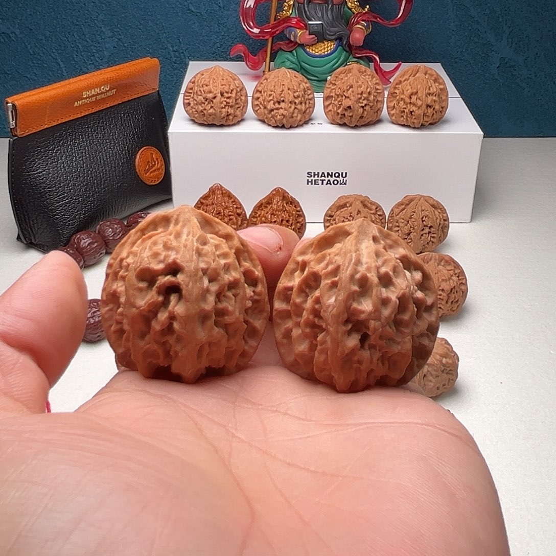 吊坠文玩核桃苹果园