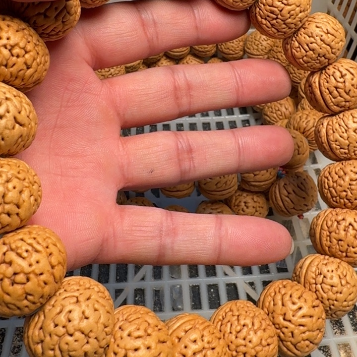 吊坠桃核苹果圆桃核手持