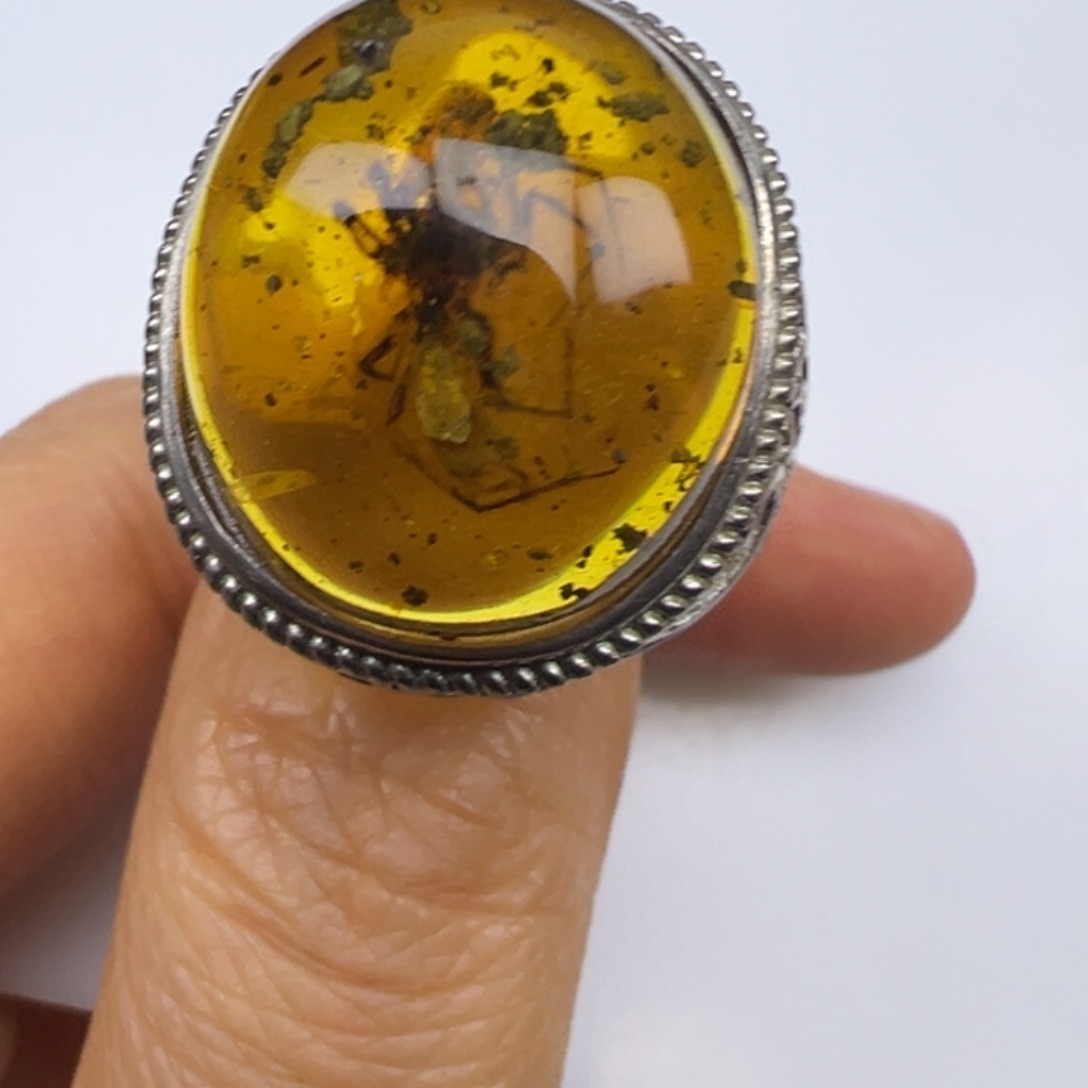 未镶嵌琥珀裸石琥珀虫珀