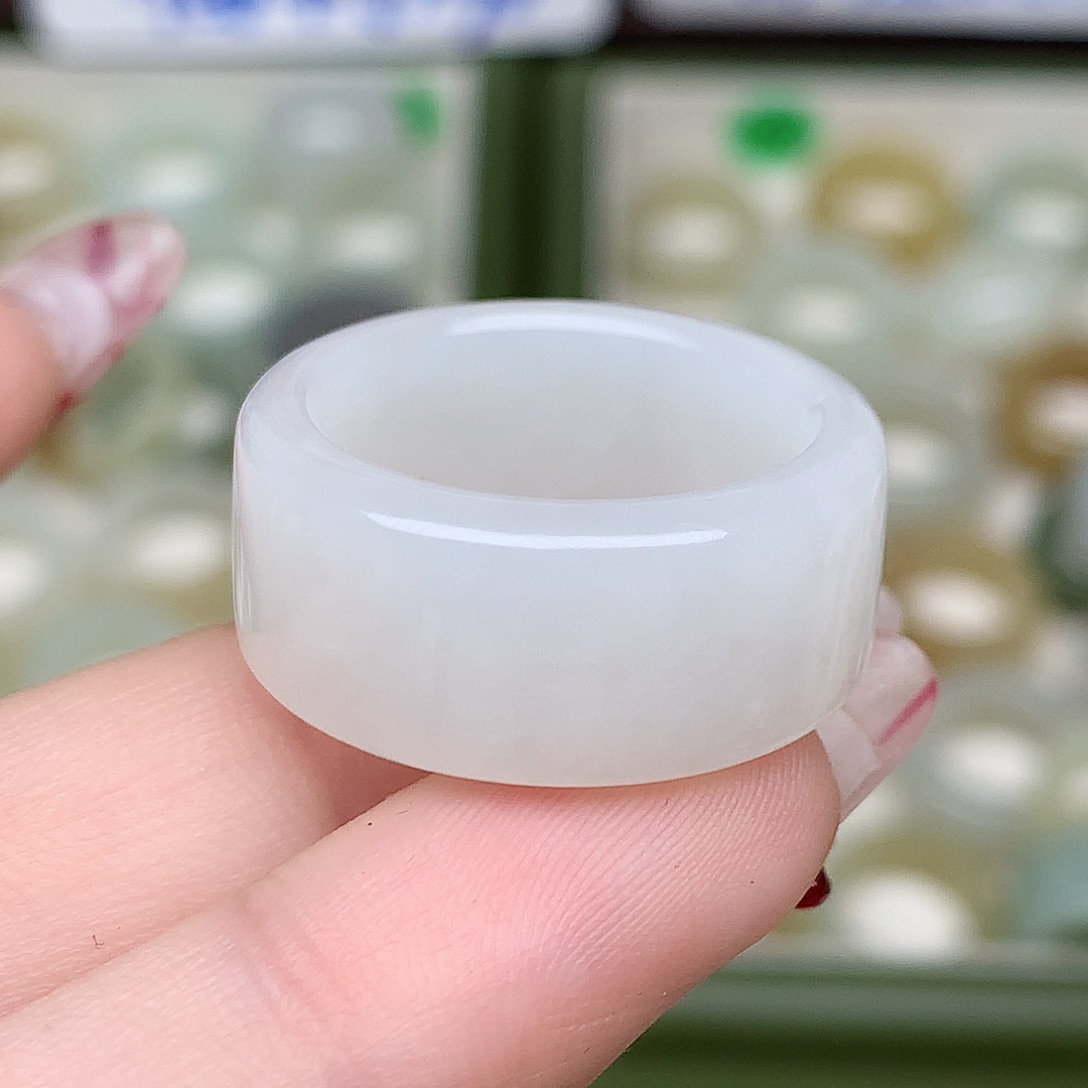 未镶嵌戒指和田玉20