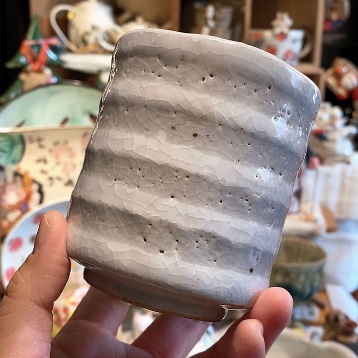 粉引作家器大手握杯