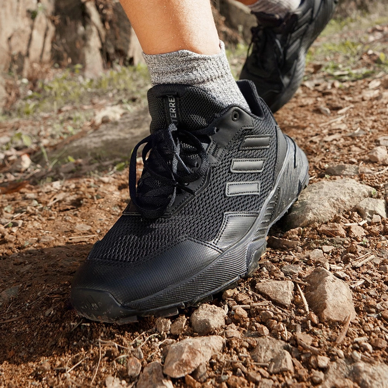 Adidas/阿迪达斯TRACEFINDER男士款户外舒适轻便越野跑鞋 IE5906
