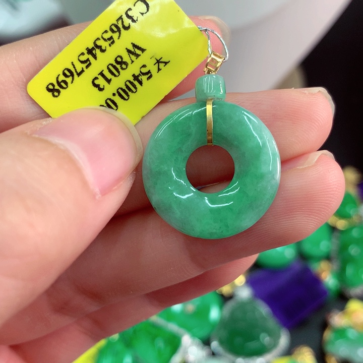 吊坠(不含链)18K金镶嵌翡翠