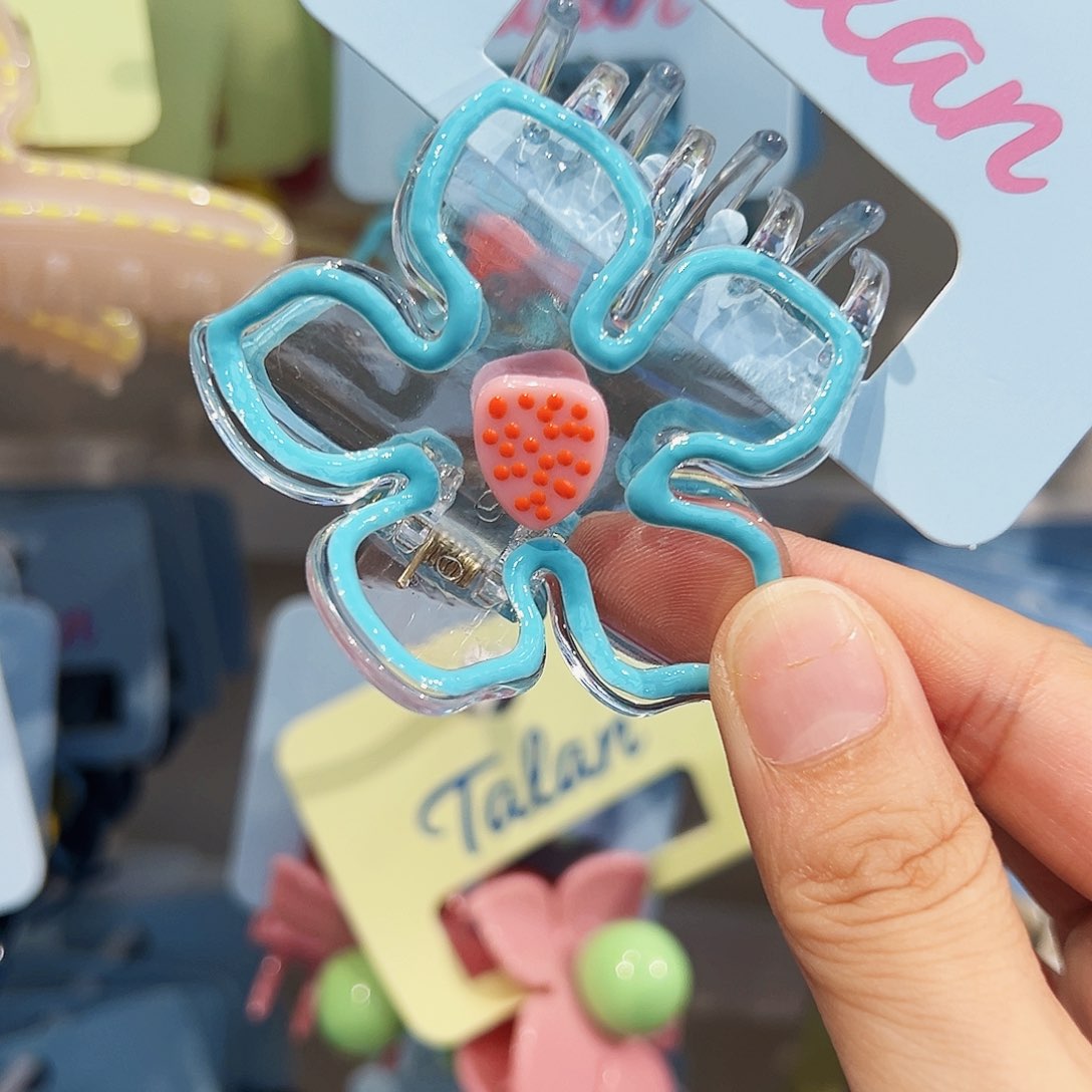 布艺非金属花花抓夹蓝色