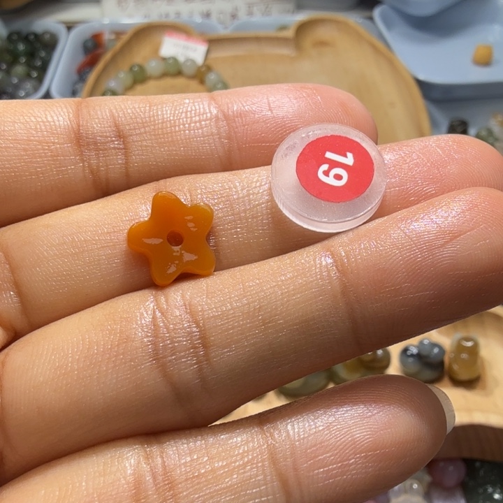 和田玉未镶嵌珠宝半成品