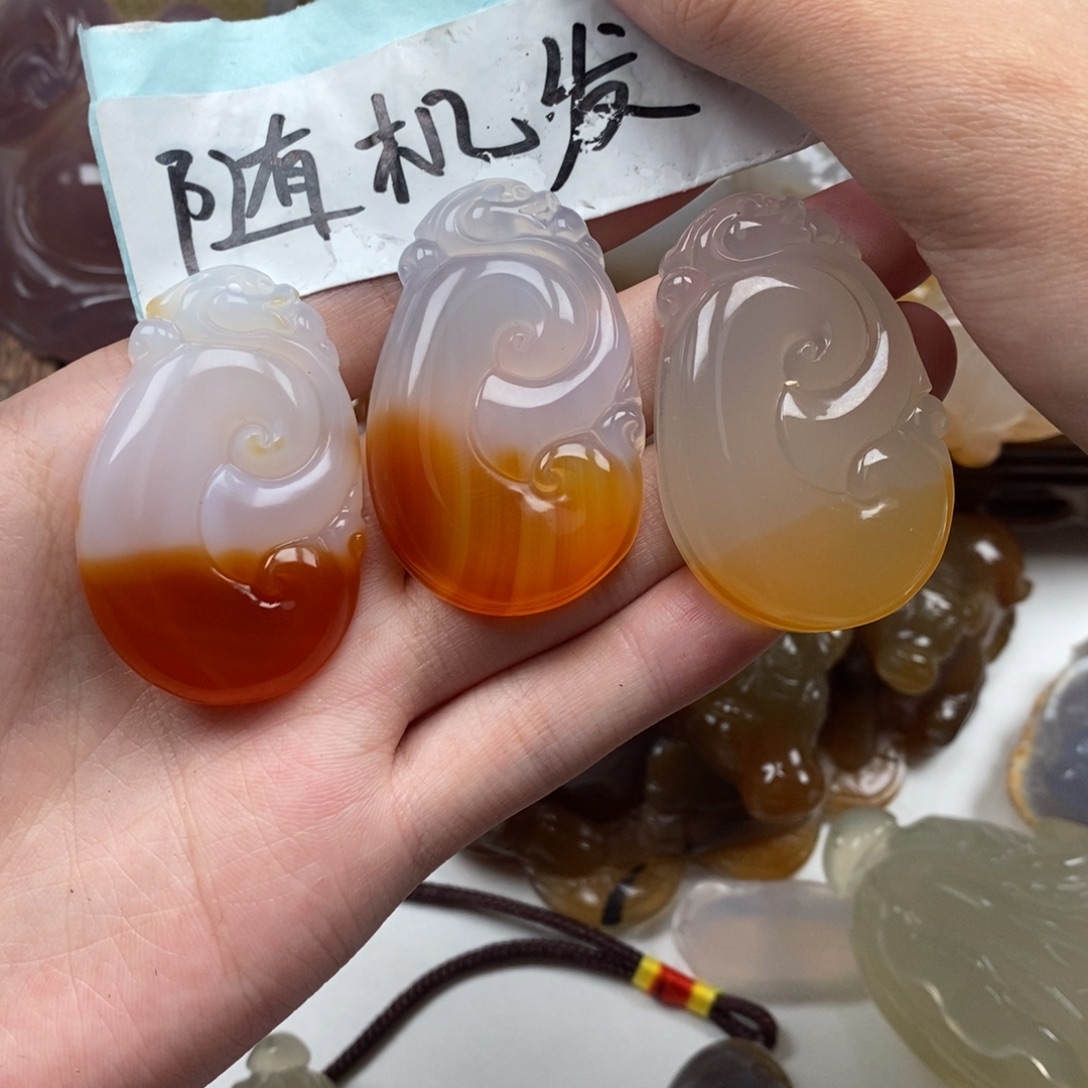 玛瑙/玉髓未镶嵌颈饰