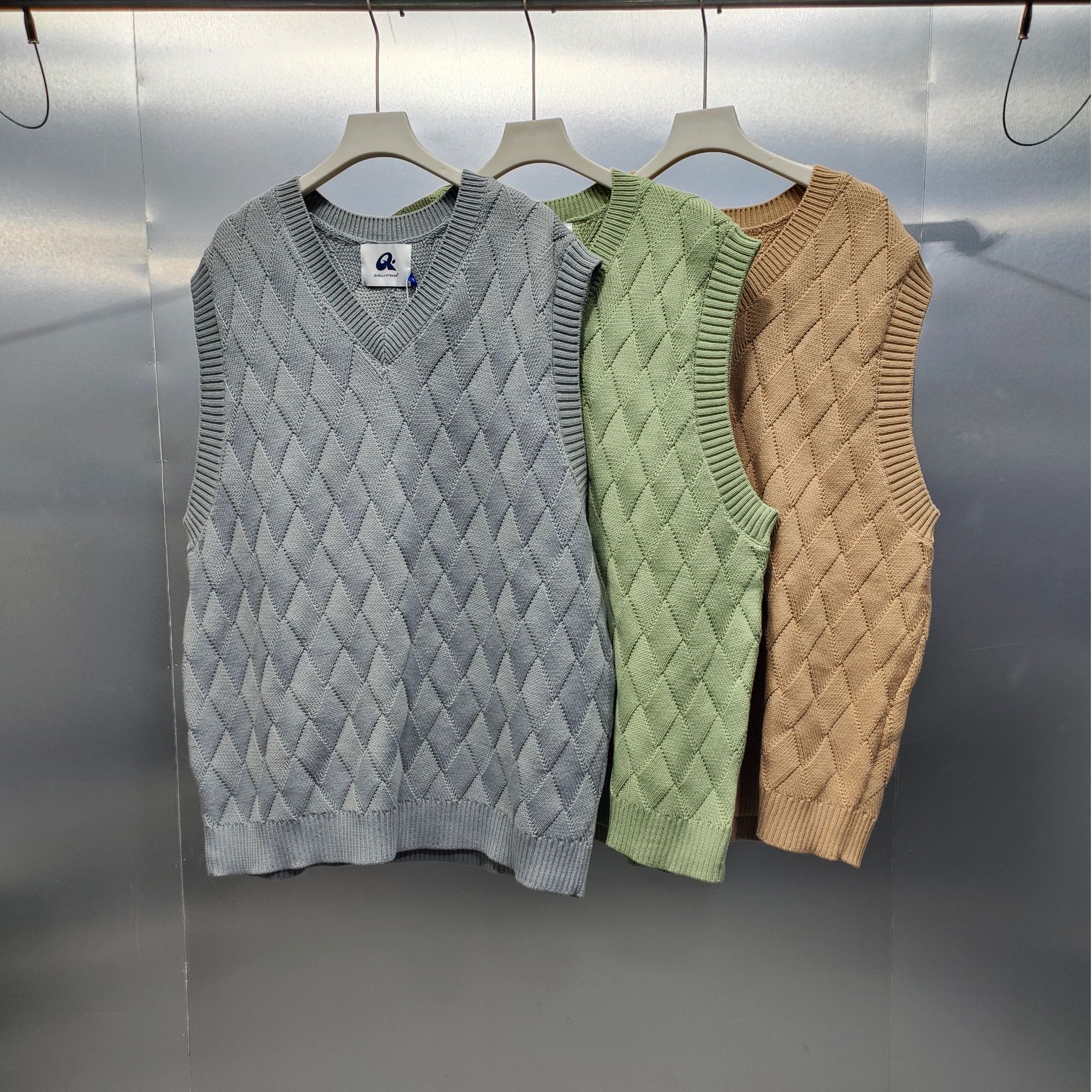 A06-11472-GUE春秋季纯色时尚简约百搭背心设计毛衣