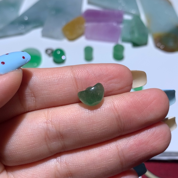 翡翠未镶嵌颈饰无镶嵌15