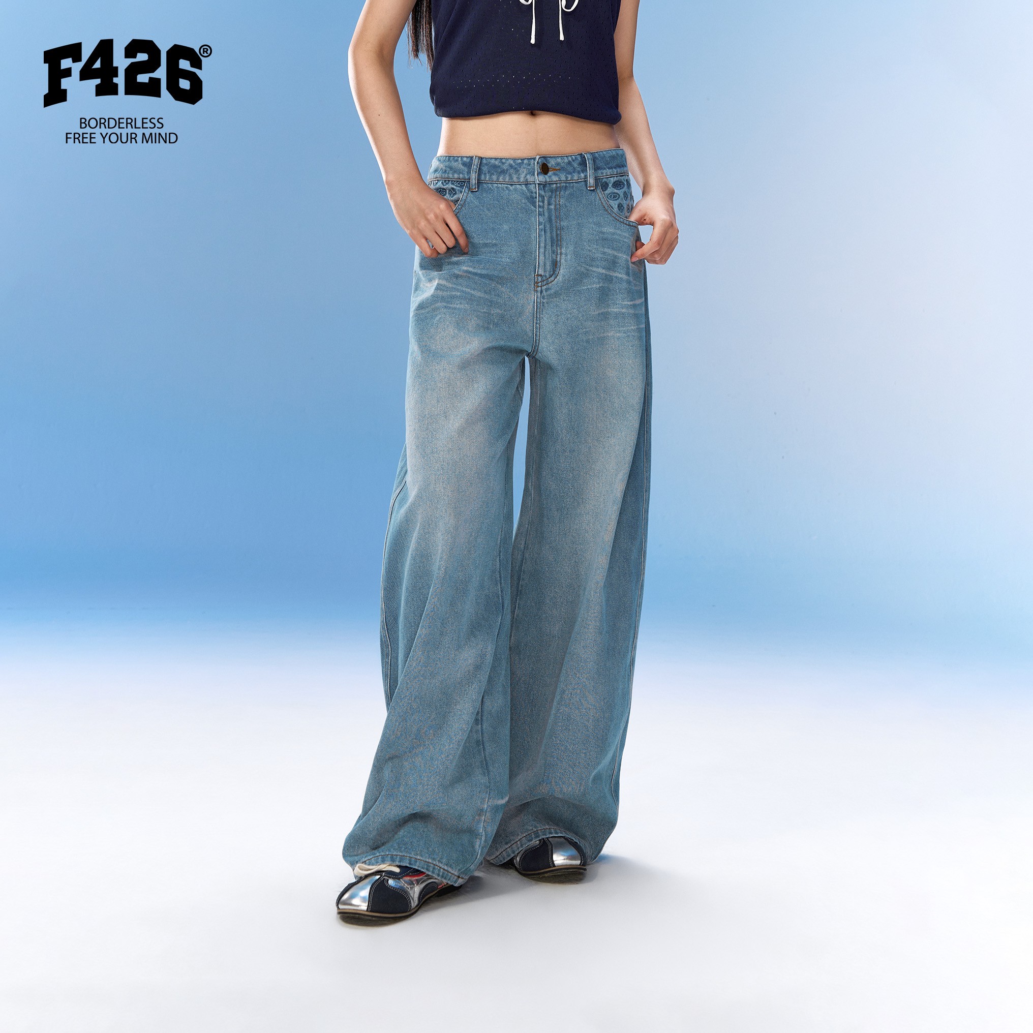 F426国潮牌春季新款经典复古美式显瘦贴袋老花压花阔腿牛仔裤7920