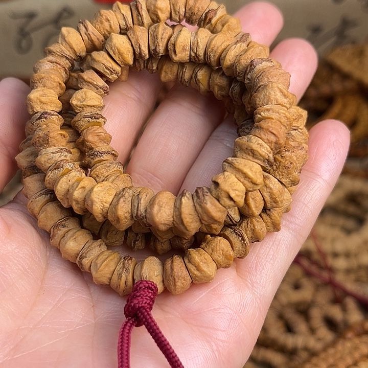 A***起柏香籽/百香籽吊坠仓狼 红芽大肠