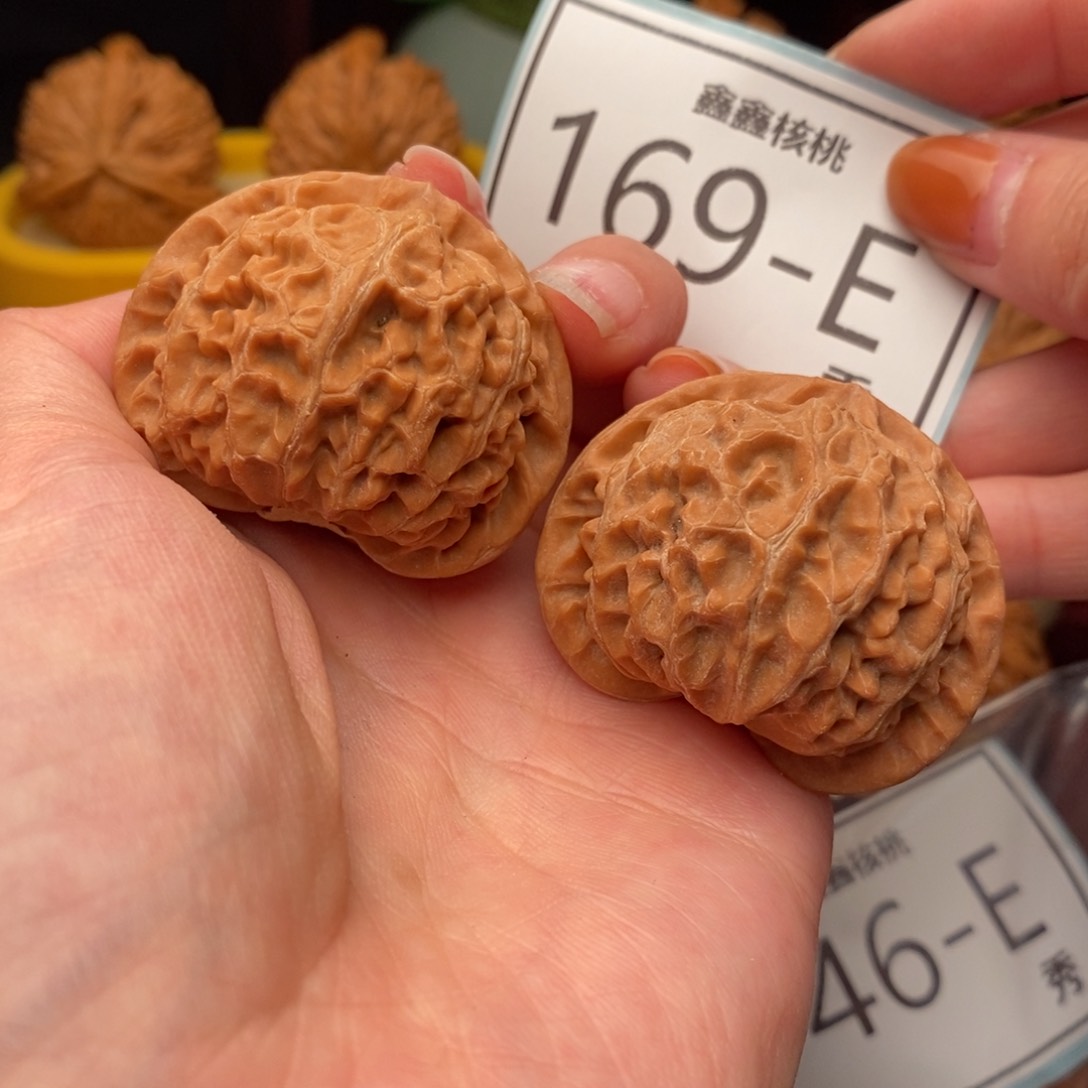 文玩核桃把件宫灯42