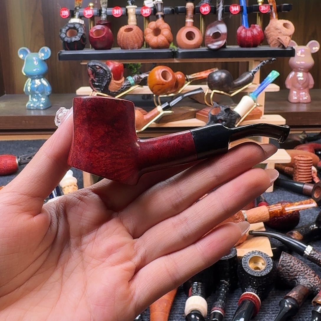 小桌斗石楠木烟斗