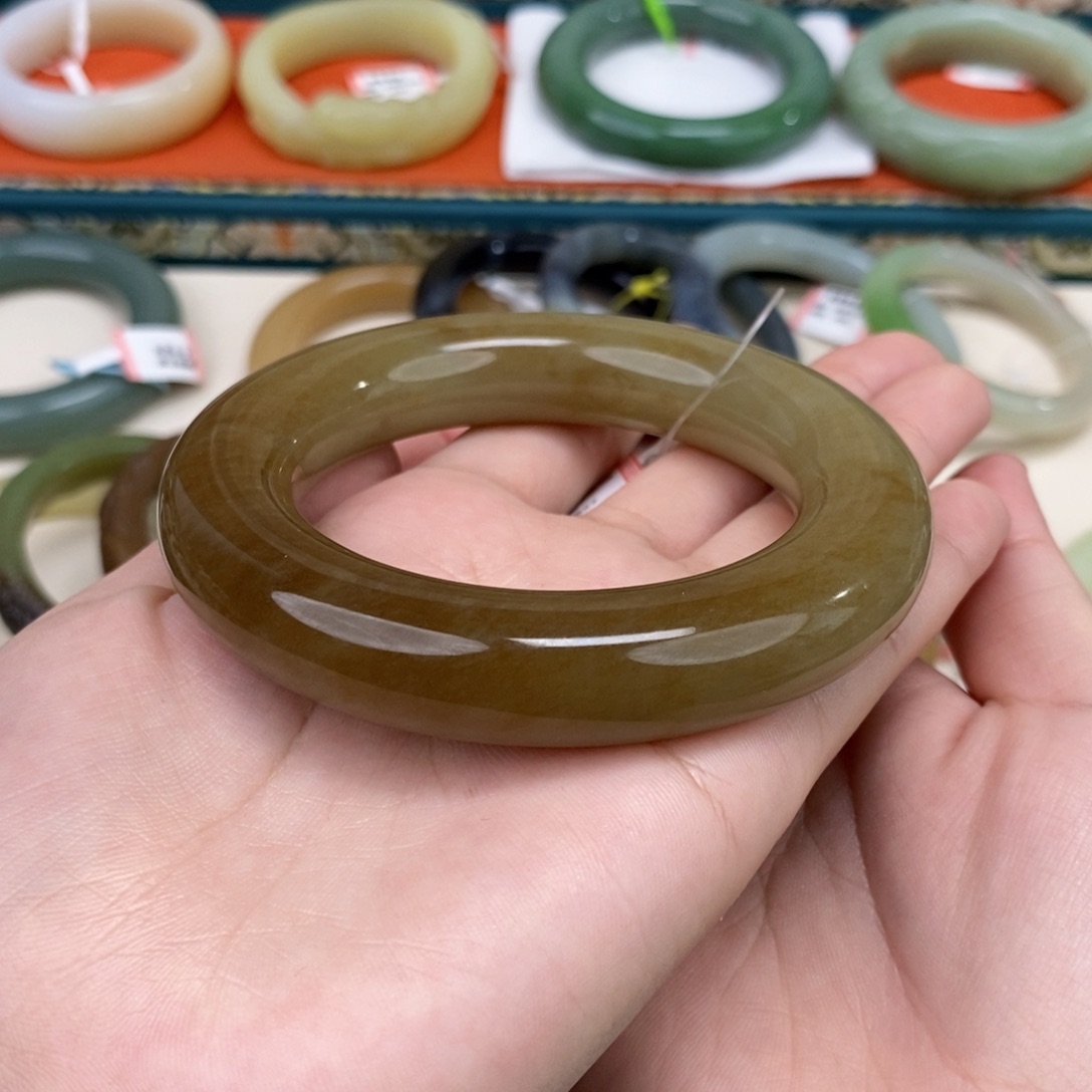 未镶嵌手镯和田玉手镯 57.5