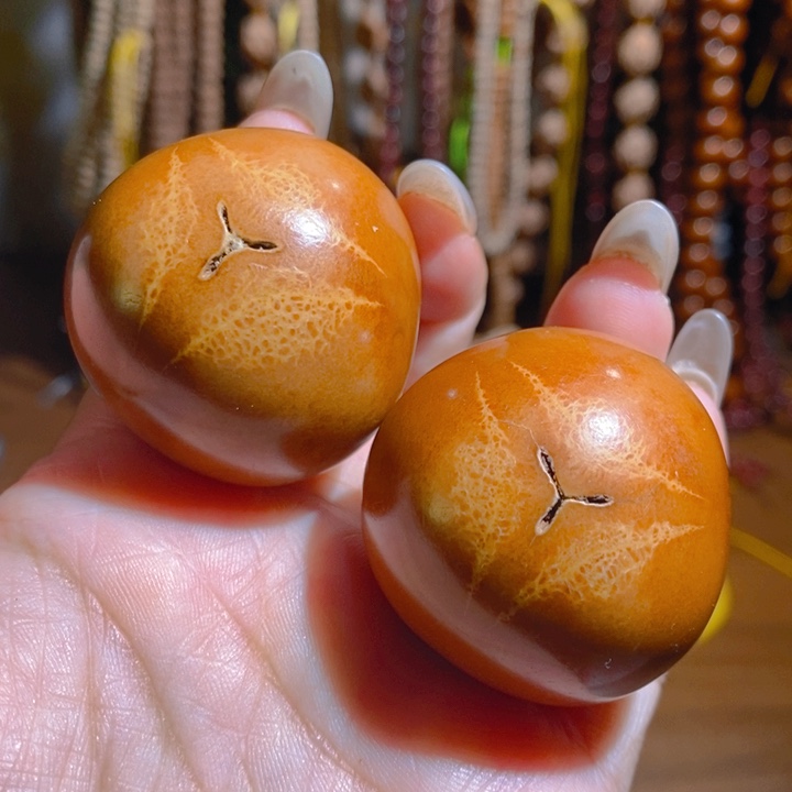 野生大橄榄核光珠把件39