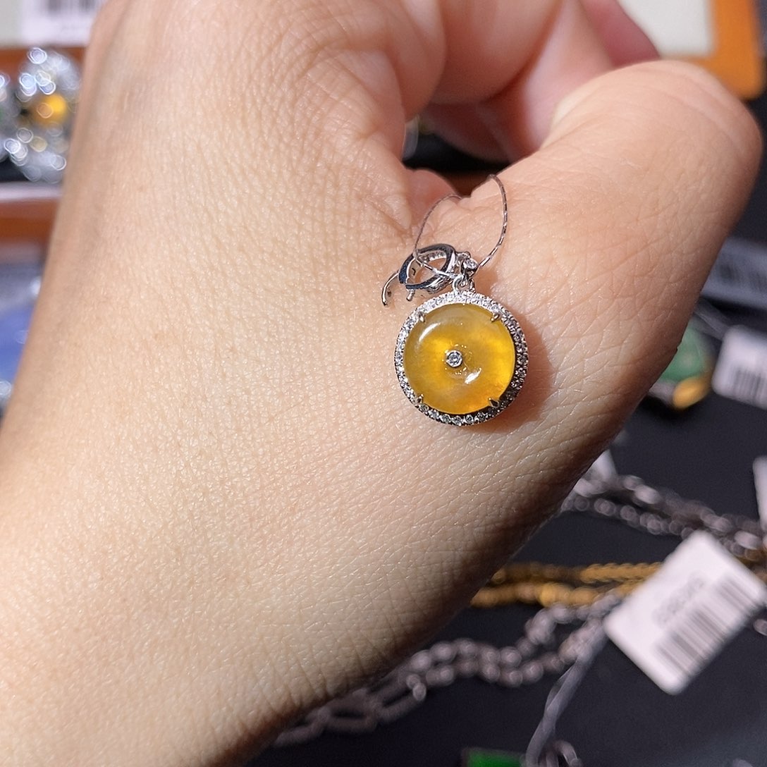 翡翠18K金镶嵌吊坠(不含链)吊坠