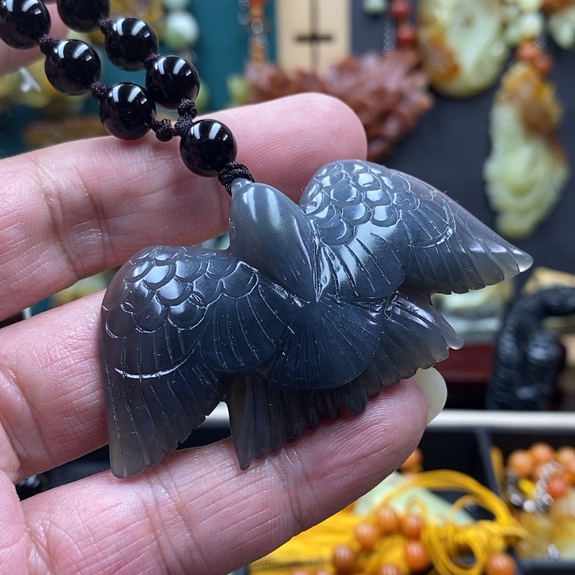 【闪购商品】蛇纹石玉吊坠未镶嵌