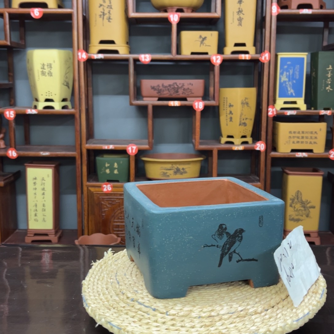 紫砂花盆紫砂花盆