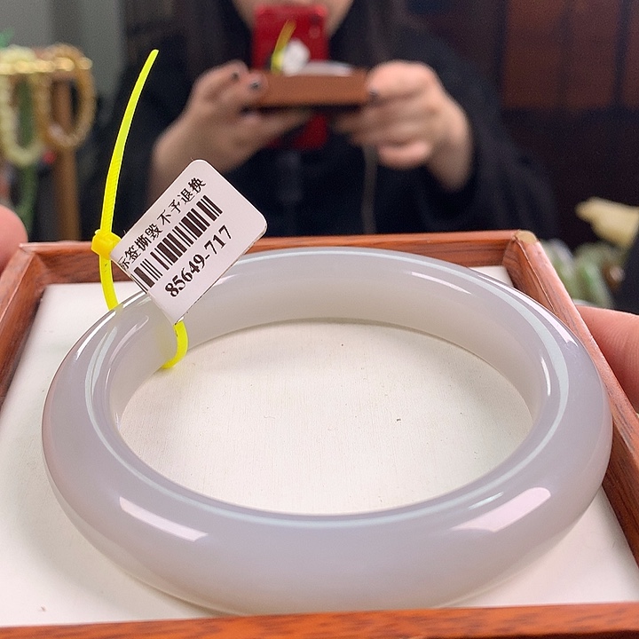 和田玉手镯未镶嵌59-60