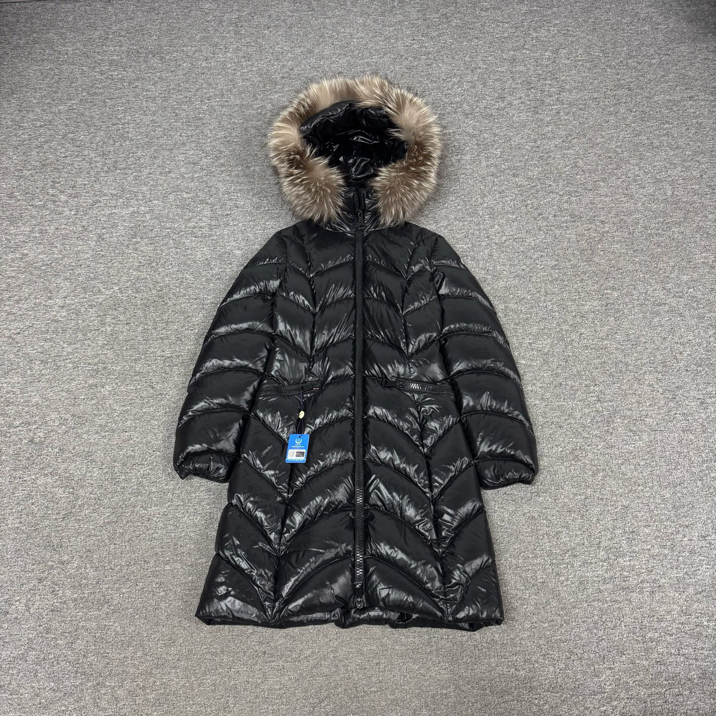 99新 MONCLER 蒙口 黑色 亮面徽标毛领连帽长款 羽绒服 0码