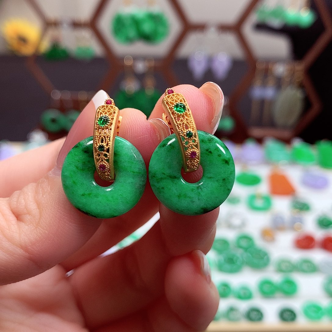 翡翠耳饰银S925镶嵌天然翡翠