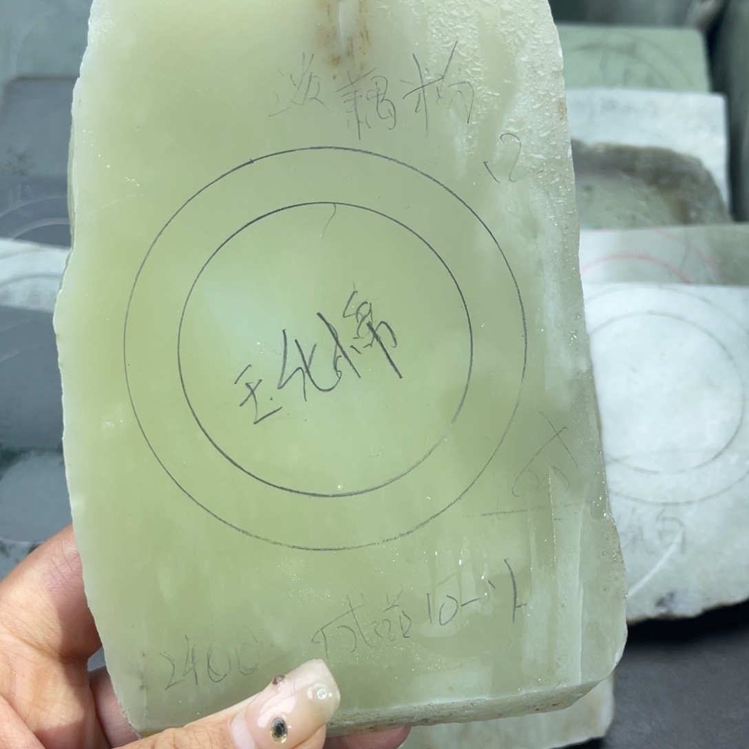 听***壳定制和田玉定制手镯
