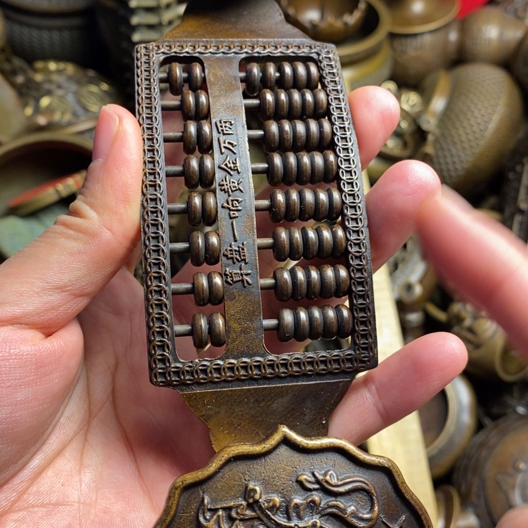 精美铜器做工精良