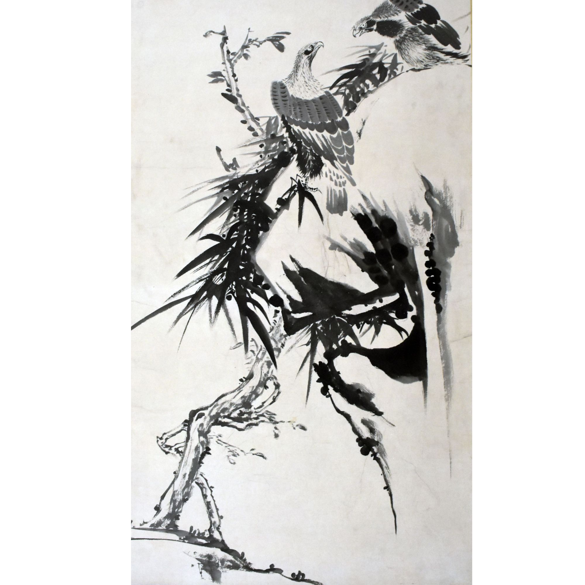 HM0893 双鹰图 137×68cm 纸本立轴 8.4平尺