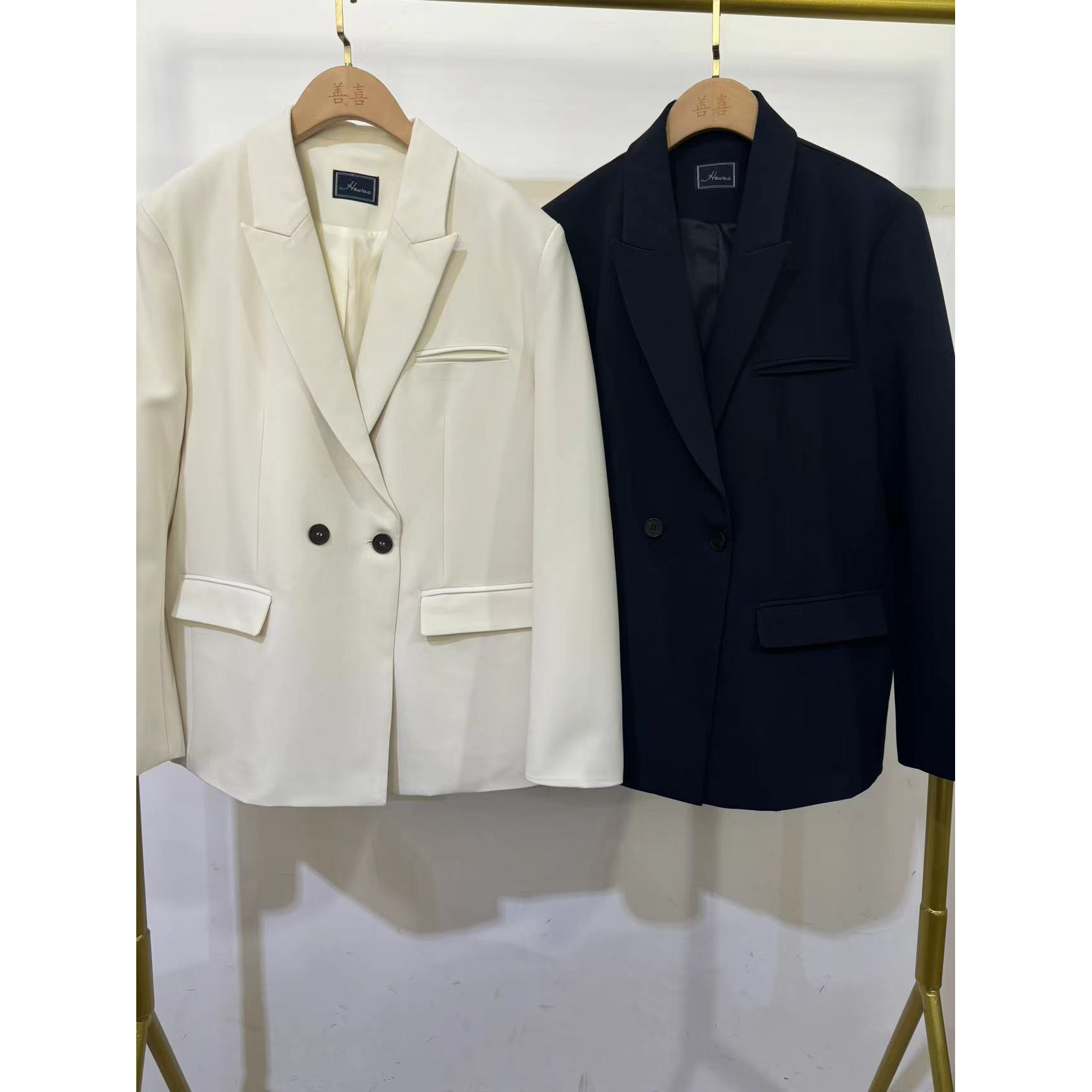 6374 两色两扣西服