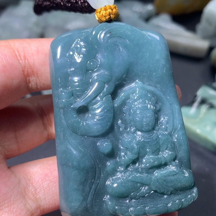 翡翠未镶嵌颈饰保真天然a货翡翠