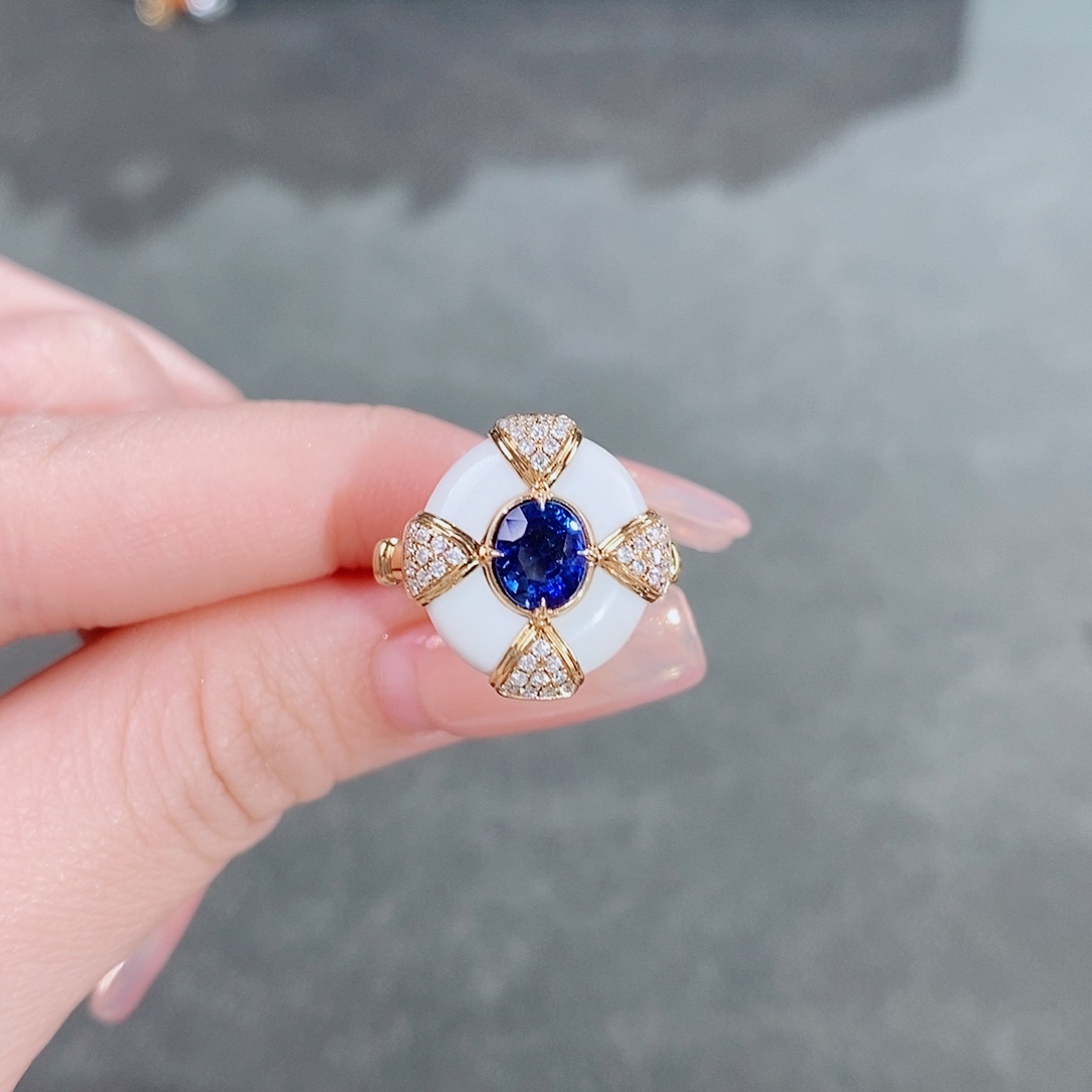 蓝宝石戒指18K金镶嵌1.03ct