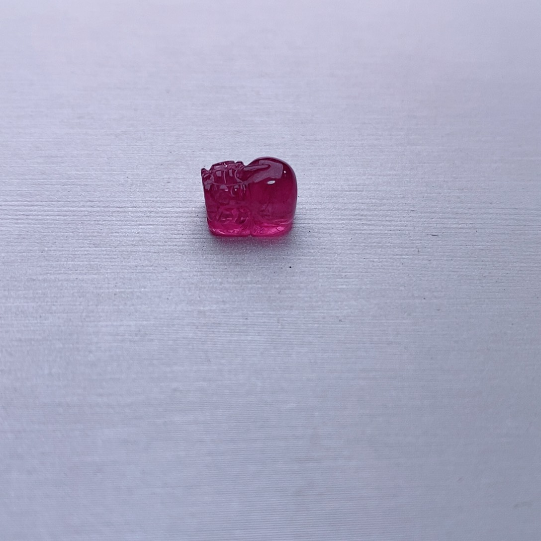 碧玺貔貅未镶嵌碧玺貔貅