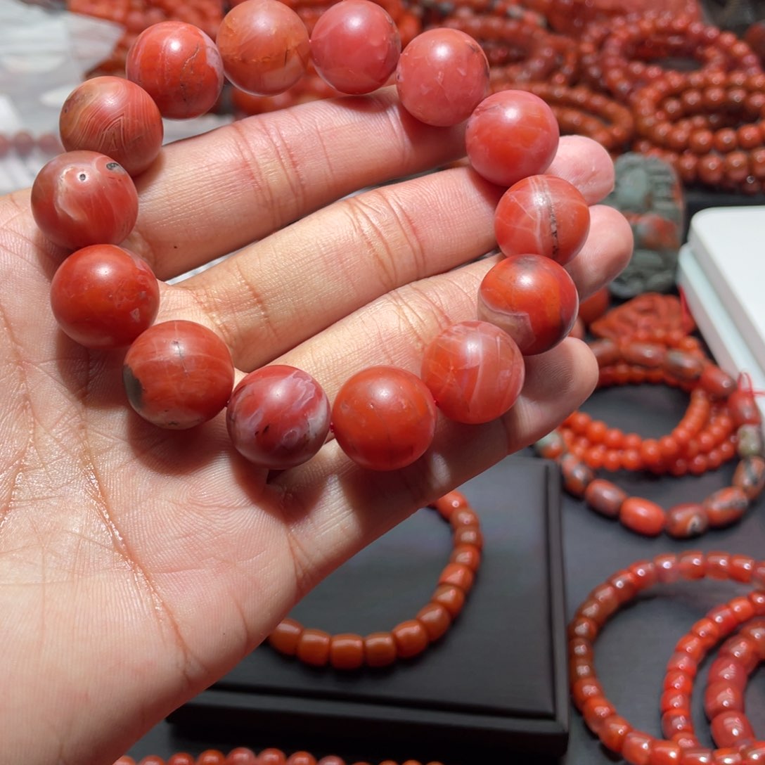 南红玛瑙手链未镶嵌