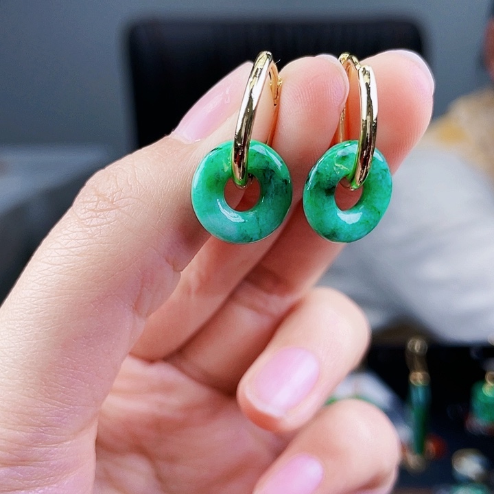 翡翠耳饰未镶嵌饰品